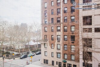 88 East End Ave in New York, NY - Building Photo - Building Photo