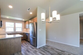 5408 W Ella Ct in Pasco, WA - Building Photo - Building Photo