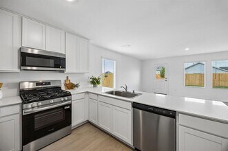 3012 Tooley Dr in Fort Worth, TX - Building Photo - Building Photo