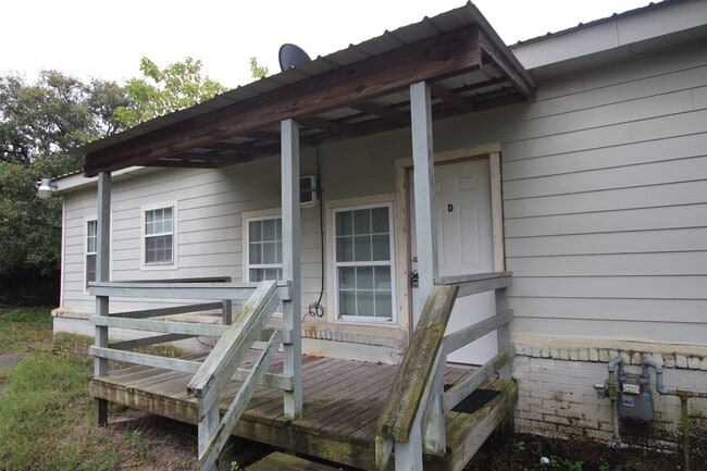 property at 1010 Bennett Ave