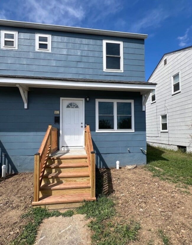 728 S Leonard St in Liberty, MO - Building Photo - Building Photo