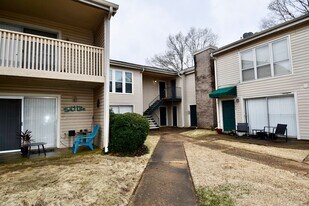 6747 Quail Hollow Ct in Memphis, TN - Building Photo