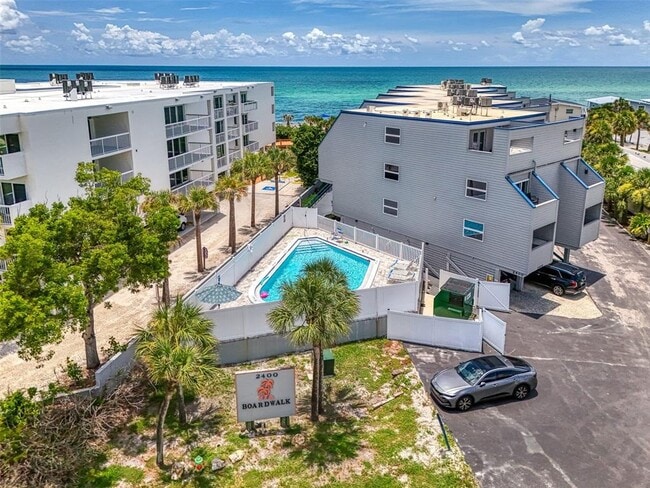 2400 N Beach Rd in Englewood, FL - Building Photo - Building Photo