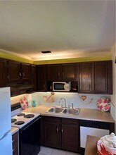 16 Vista Palm Ln, Unit 205 in Vero Beach, FL - Foto de edificio - Building Photo