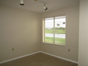 13113 Glenmoor Dr in West Palm Beach, FL - Building Photo - Building Photo