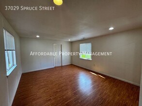 37029 Spruce St in Newark, CA - Building Photo - Building Photo