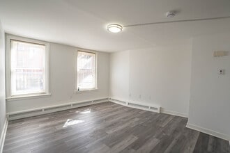 120 Perry St, Unit 2 in Trenton, NJ - Building Photo - Building Photo