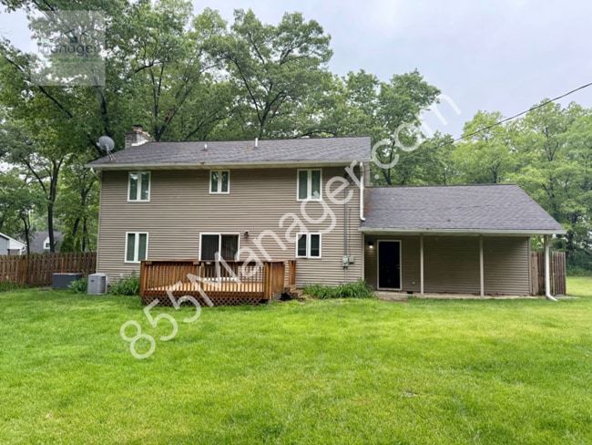 2385 Horace St in West Bloomfield, MI - Building Photo - Building Photo