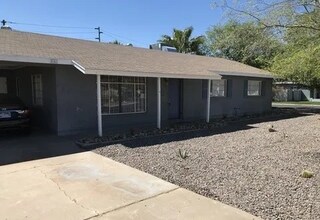 2141 W Cambridge Ave in Phoenix, AZ - Building Photo - Building Photo