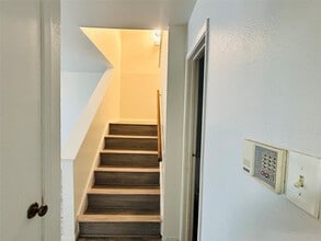 8030 Sands Point Dr in Houston, TX - Building Photo - Building Photo