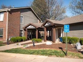 Berkshire Apartments and Townhomes in Wichita, KS - Building Photo