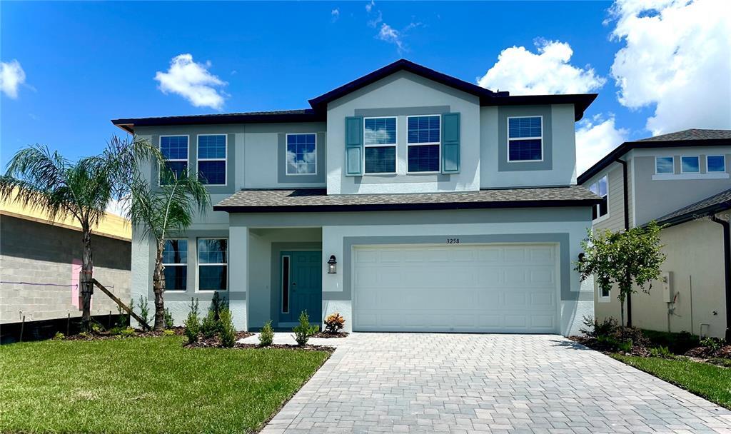3258 Autumn Rock Dr in Zephyrhills, FL - Building Photo