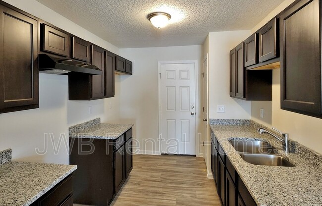 7914 Pipit Ave in Jacksonville, FL - Building Photo - Building Photo