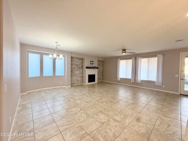 1216 Brentwood Way in Chino Valley, AZ - Building Photo - Building Photo