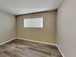 3221 E Captain Dreyfus Ave in Phoenix, AZ - Building Photo - Building Photo