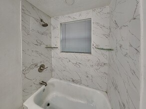 621 S Retta St in Fort Worth, TX - Building Photo - Building Photo