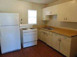 3502 Peoria Ave-Unit -A in Lubbock, TX - Building Photo - Building Photo