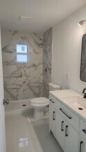 5300 NW 25th St in Lauderhill, FL - Building Photo - Building Photo