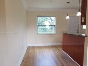 1085 NW 133rd St in North Miami, FL - Building Photo - Building Photo