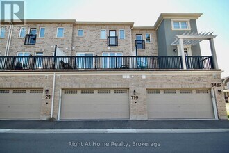 119 Stork St in Oakville, ON - Building Photo - Building Photo