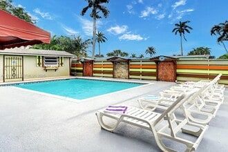 1020 N 13th Terrace in Hollywood, FL - Building Photo - Building Photo