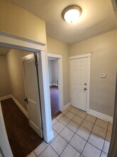 5036 Chippewa St, Unit 2nd floor in St. Louis, MO - Building Photo - Building Photo