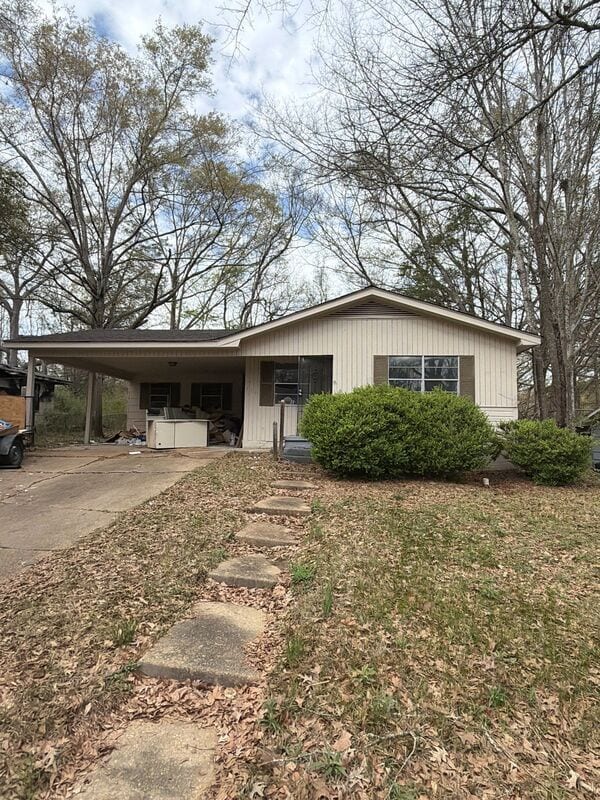 228 Catalina Cir in Jackson, MS - Foto de edificio - Building Photo