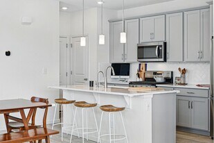 1365 Shale Dr in Erie, CO - Building Photo