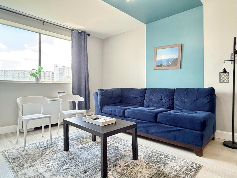 215 Piedmont Ave NE, Unit SI ID1299350P in Atlanta, GA - Foto de edificio