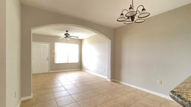 158 SW Peacock Blvd in Port St. Lucie, FL - Building Photo - Building Photo