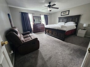 300 Windy Oak Run in Chesapeake, VA - Building Photo - Building Photo