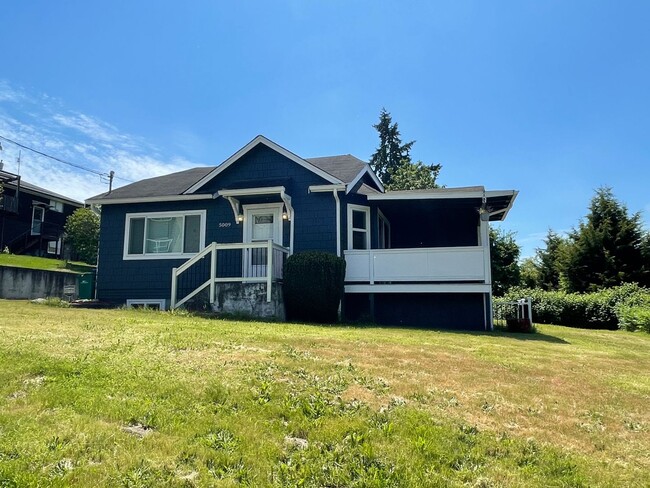 property at 5009 S 112th St
