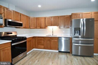 366 Baltimore Ave in Odenton, MD - Building Photo - Building Photo