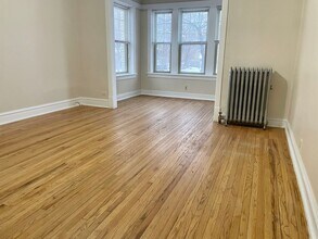 548 Elmwood Ave in Evanston, IL - Building Photo - Building Photo