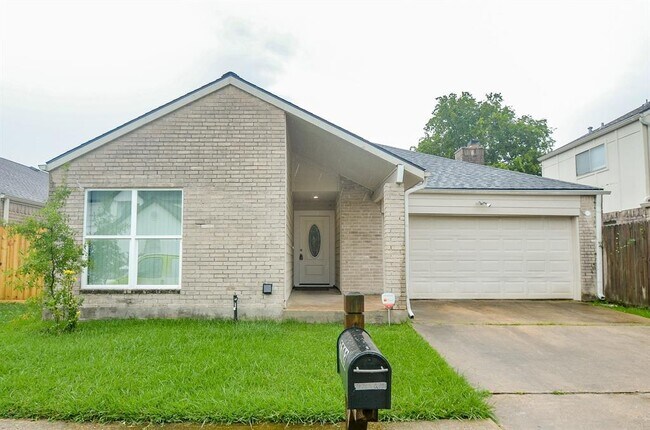 7703 Quail Meadow Dr in Houston, TX - Building Photo - Building Photo