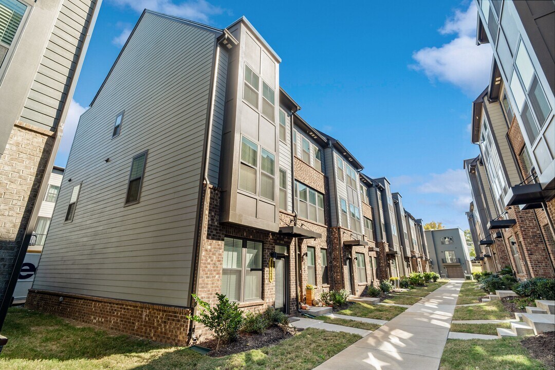 3041 Terroir Ln in Charlotte, NC - Building Photo