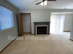 285 Eagle Ridge in O'Fallon, IL - Building Photo - Building Photo
