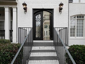 4055 St Michelle Ln in Alpharetta, GA - Building Photo - Building Photo