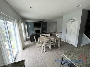 50 Burroughs Dr in Ashville, OH - Foto de edificio - Building Photo