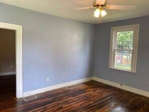 1127 16th St SE in Massillon, OH - Building Photo - Building Photo