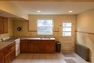 1112 Latona St in Philadelphia, PA - Building Photo - Building Photo