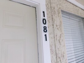 781 Country Pl Dr in Houston, TX - Building Photo