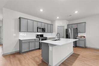 2216 Sisterdale Ln in Austin, TX - Building Photo - Building Photo