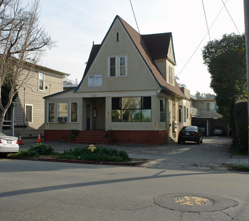 1422 Lincoln Ave in San Rafael, CA - Building Photo