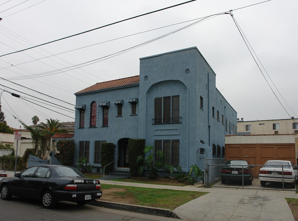 4316 Clinton St in Los Angeles, CA - Building Photo