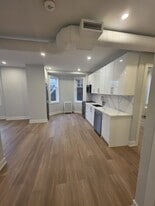 592-596 Church St & 67-71 Gloucester St in Toronto, ON - Building Photo