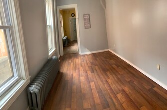 1249 Greenwich St in Reading, PA - Building Photo - Building Photo