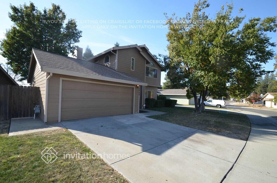 3648 Rollins Way in Antelope, CA - Building Photo