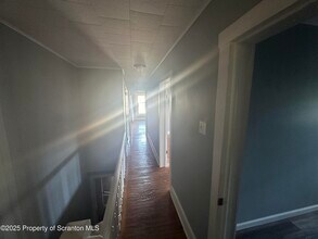 366 S River St in Wilkes-Barre, PA - Building Photo - Building Photo