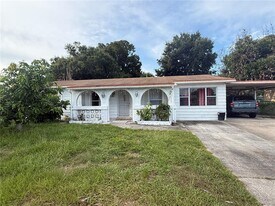 671 Marot St in Orlando, FL - Building Photo